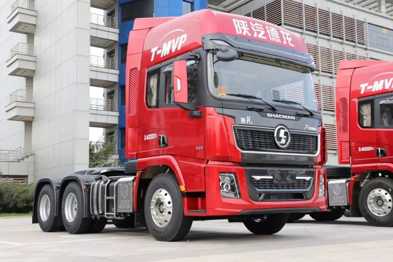 SHACMAN X5000 Tractor Truck 6X4 (2)